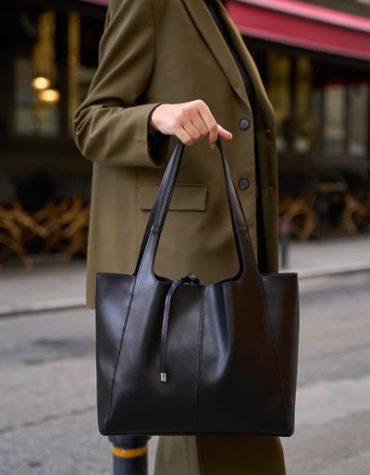 yumusak-suet-bagcik-detayli-el-ve-omuz-c4d714